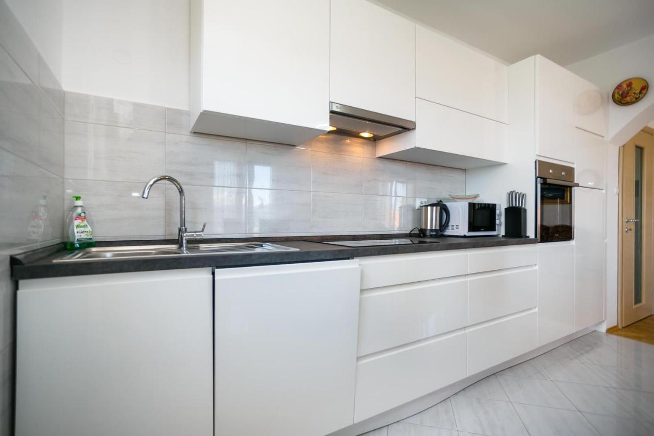 Apartment Branko Krk Island ภายนอก รูปภาพ